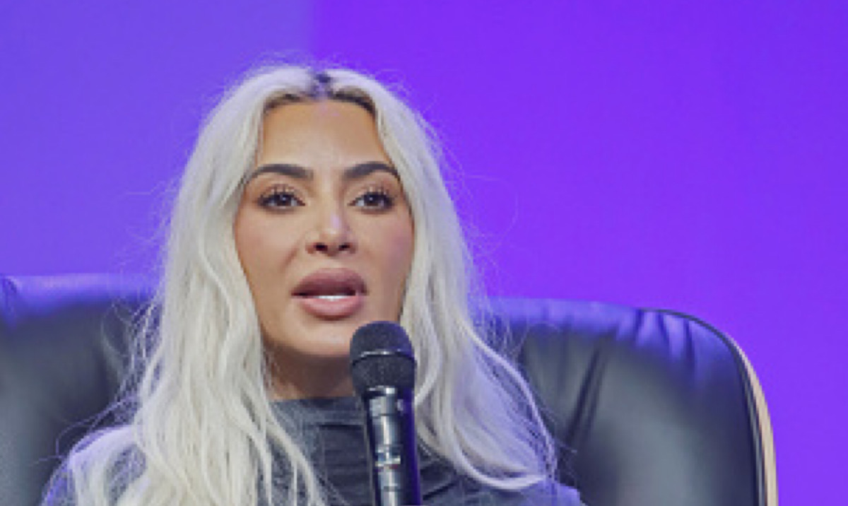 Kim Kardashian Declares “Free Everybody” After Being Confronted By Free ...