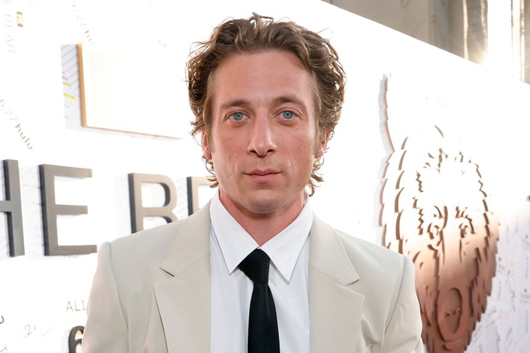 Jeremy Allen White Talks Singing In Bruce Springsteen Biopic ‘Deliver ...